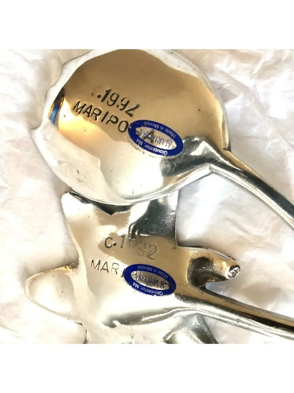 Mariposa Brillante Aluminum Flower Salad Servers Cast Metal Utensils Set